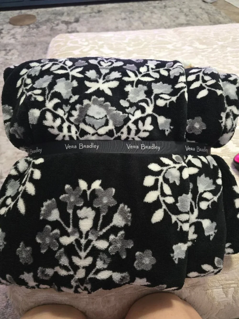NWT Vera Bradley Chandelier Noir Floral Throw Blanket 80